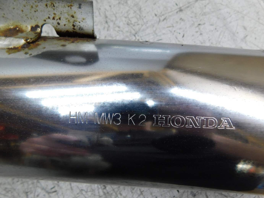 Глушитель Honda CB750.