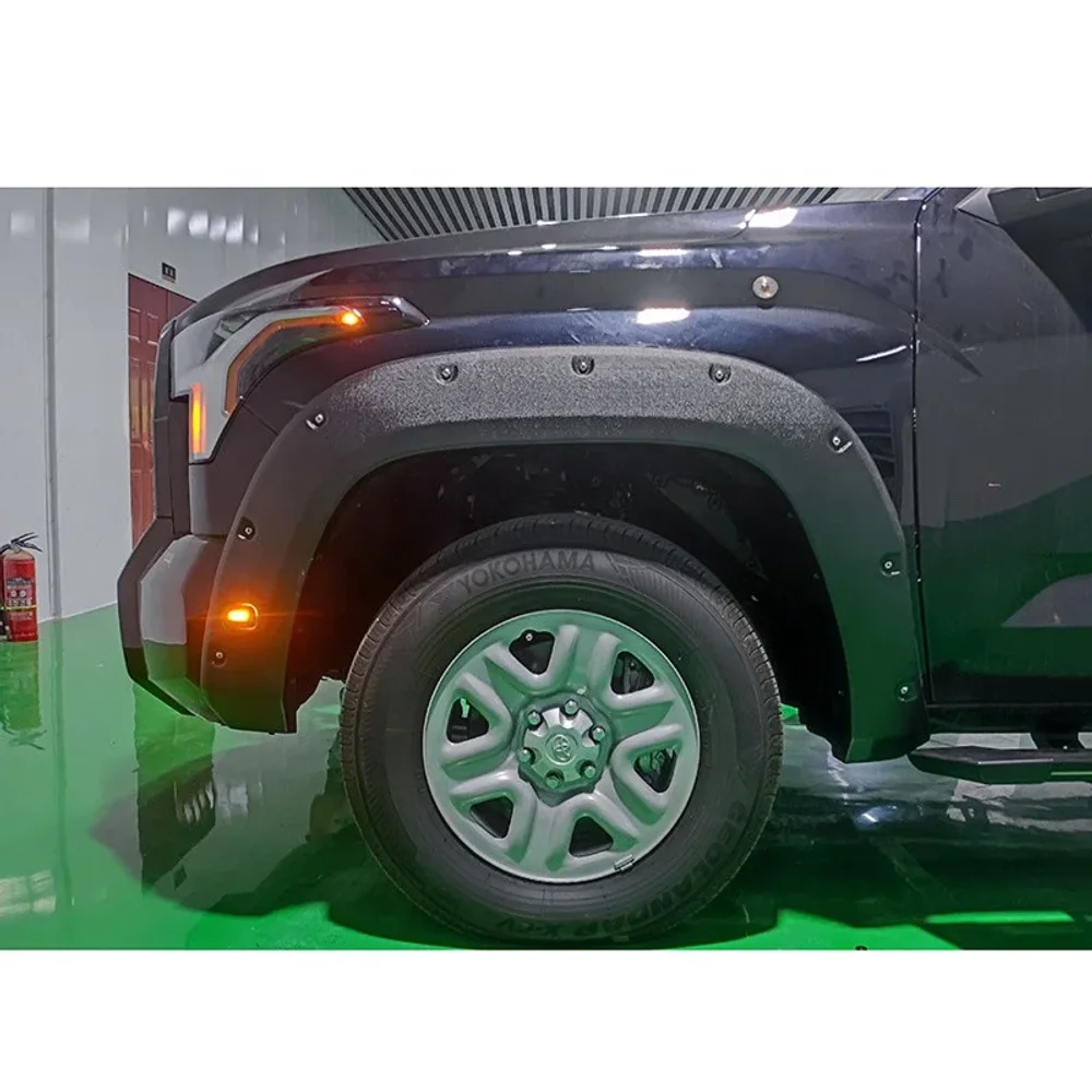 Расширители Арок с подсветкой для Toyota Tundra XK70 2022-2025+ Тойота тундра свет обвес