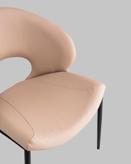 Стул Brown экокожа светло-бежевая, ножки черный металл