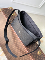 Louis Vuitton Courrier Messenger