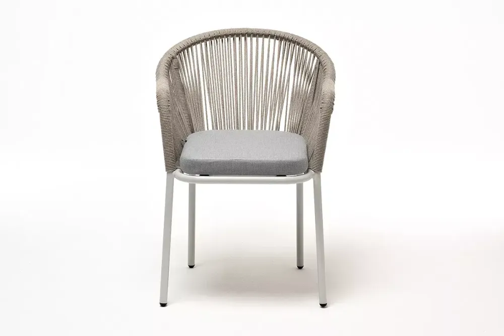 "Лион" стул плетеный из роупа, каркас алюминий светло-серый (RAL7035) муар, роуп серый меланж круглый, ткань светло-серая
