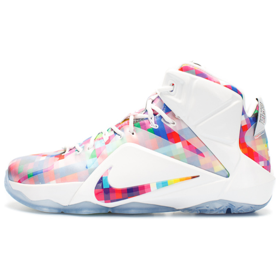 Nike Lebron 12 EXT Prism