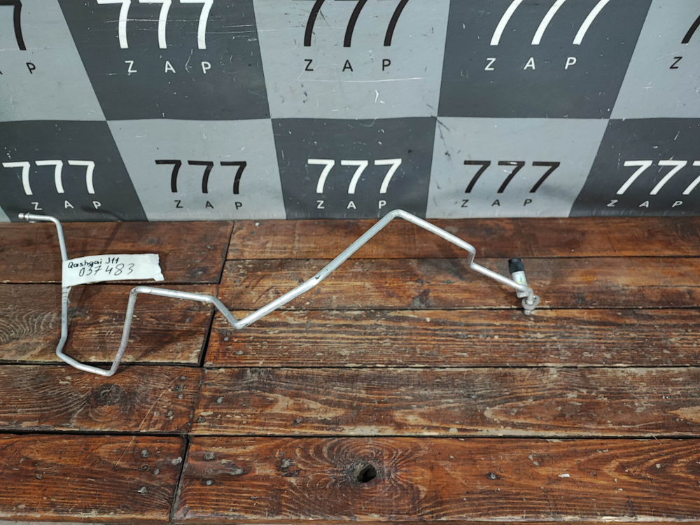 Трубка кондиционера Nissan Qashqai 2 (J11) 13-нв Б/У Оригинал 92440BM90B