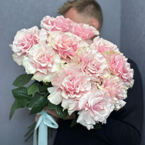 Букет Пинк Мондиаль 11 Французских роз