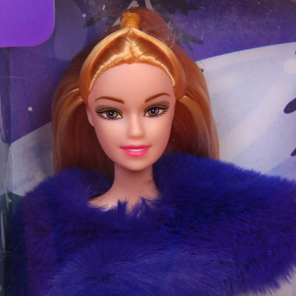 Кукла «На лыжах с Элли», с аксессуарами, кор. 32,5*5*18 см