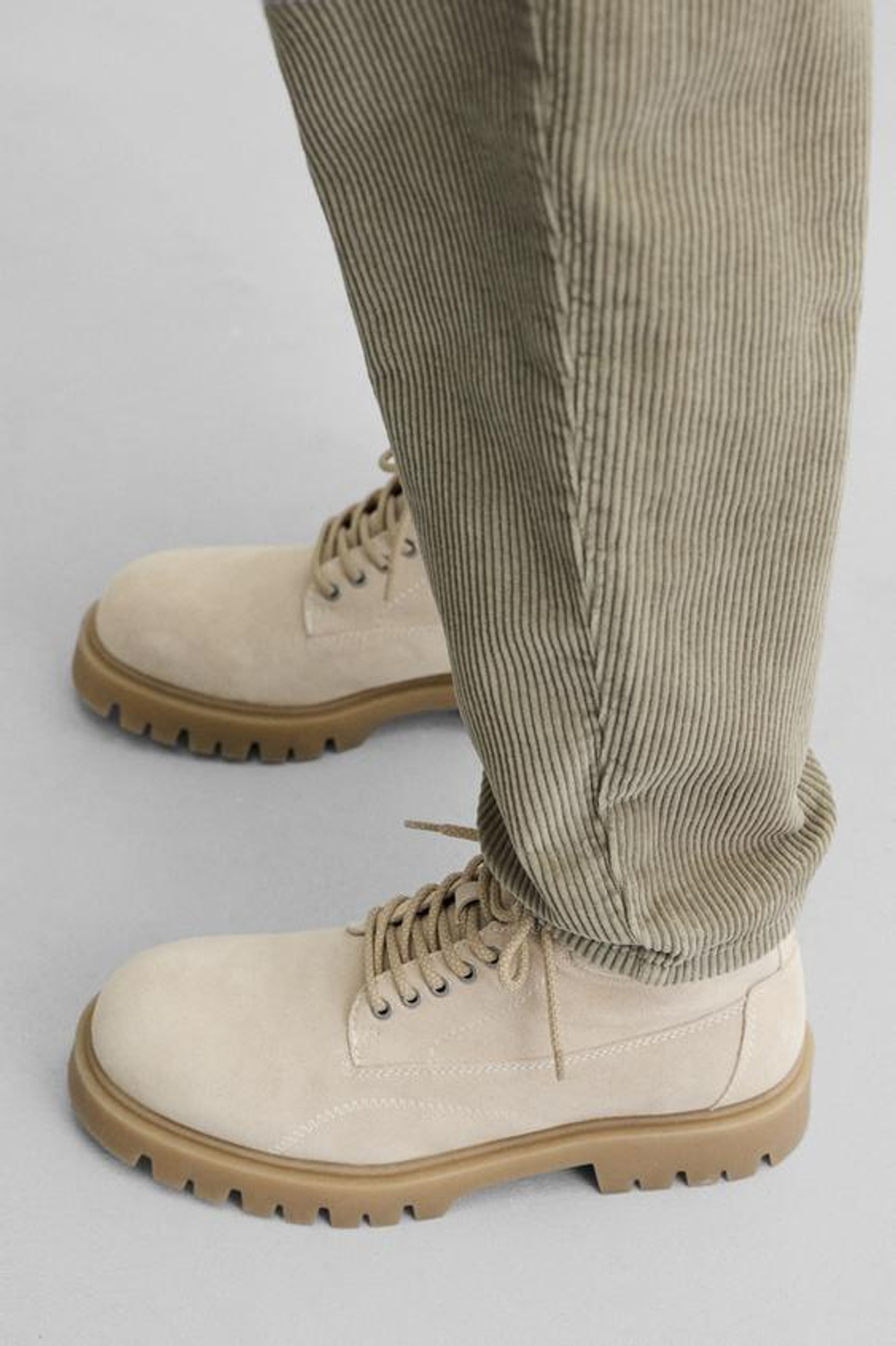 ZARA ВЕЛЬВЕТОВЫЕ БРЮКИ CARROT FIT, ХАКИ