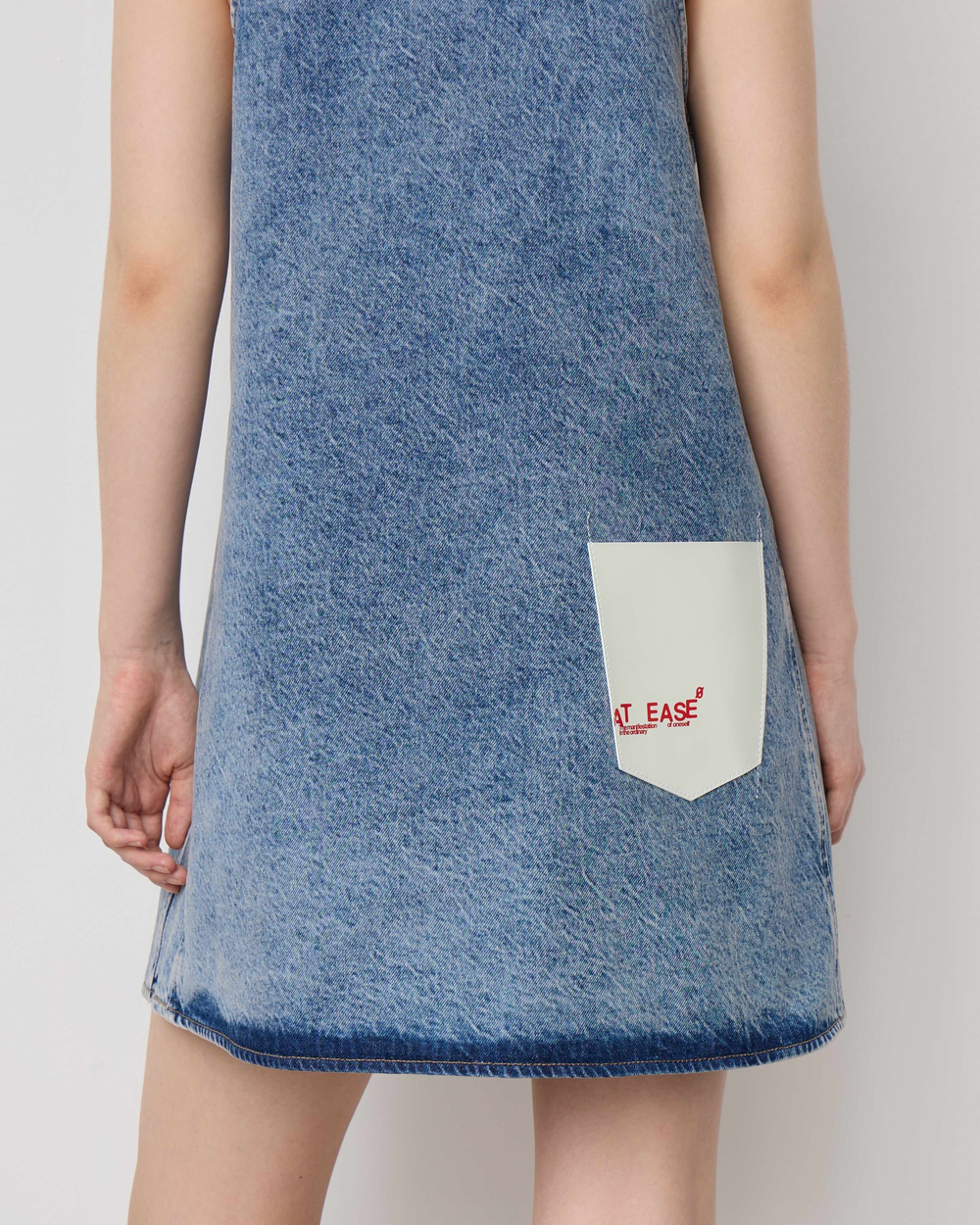 Платье из денима