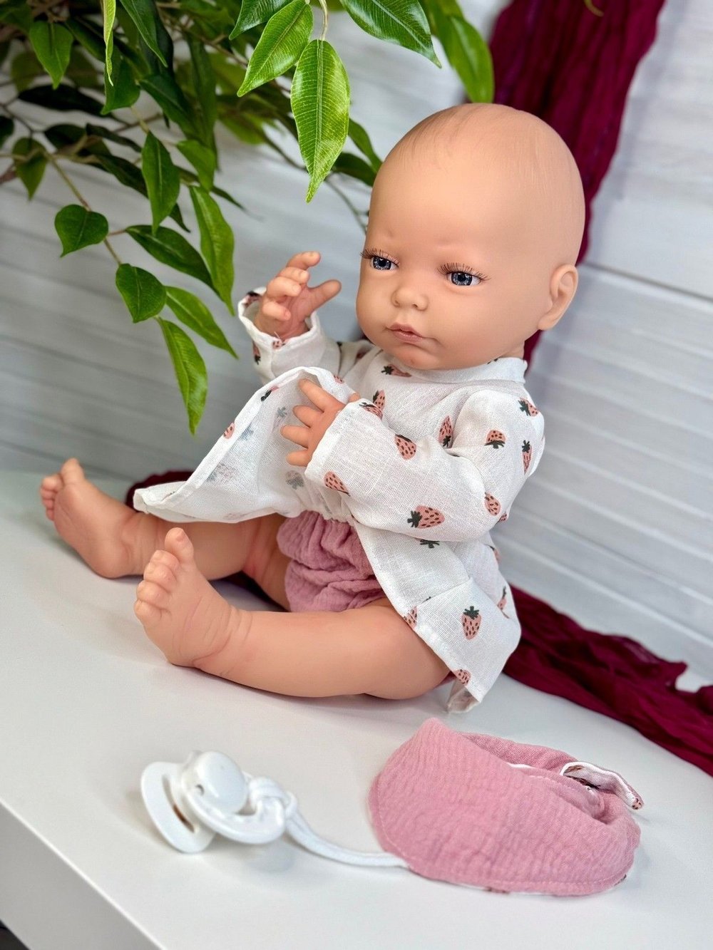 Кукла Реборн BERJUAN виниловая 45см Newborn (8125)