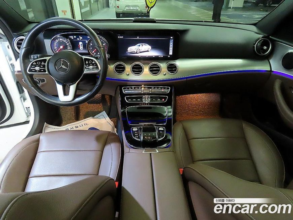 Mercedes-Benz E-Class W213 E300 Avangarde (10.2019)