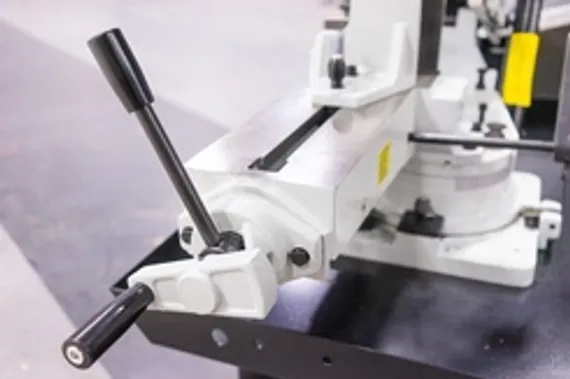 Ленточнопильный станок Stalex TGK-4240