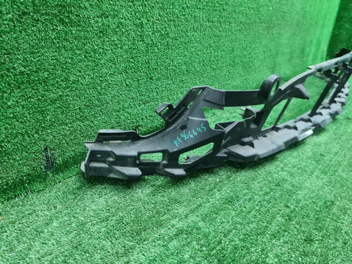 Кронштейн перед. бампера Mercedes E W213 20-23 AMG