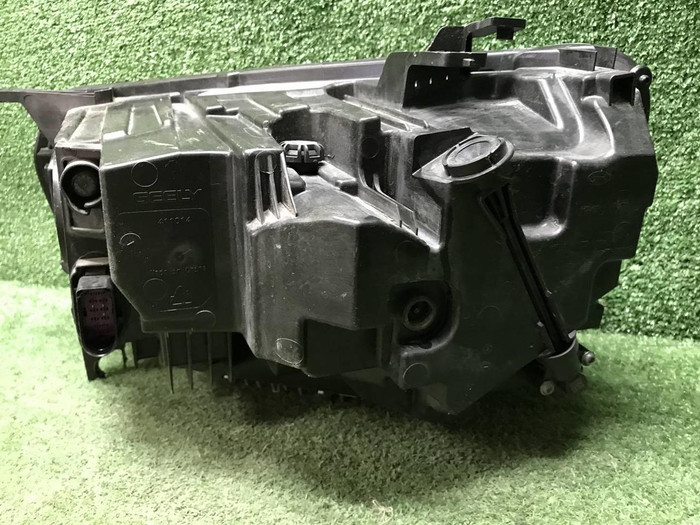 Фара правая Geely Monjaro (2021-н.в.) LED