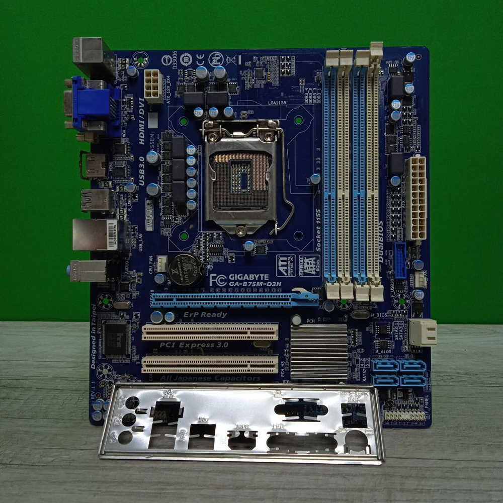 Материнская плата GIGABYTE GA-B75M-D3H (rev. 1.1). Товар уцененный