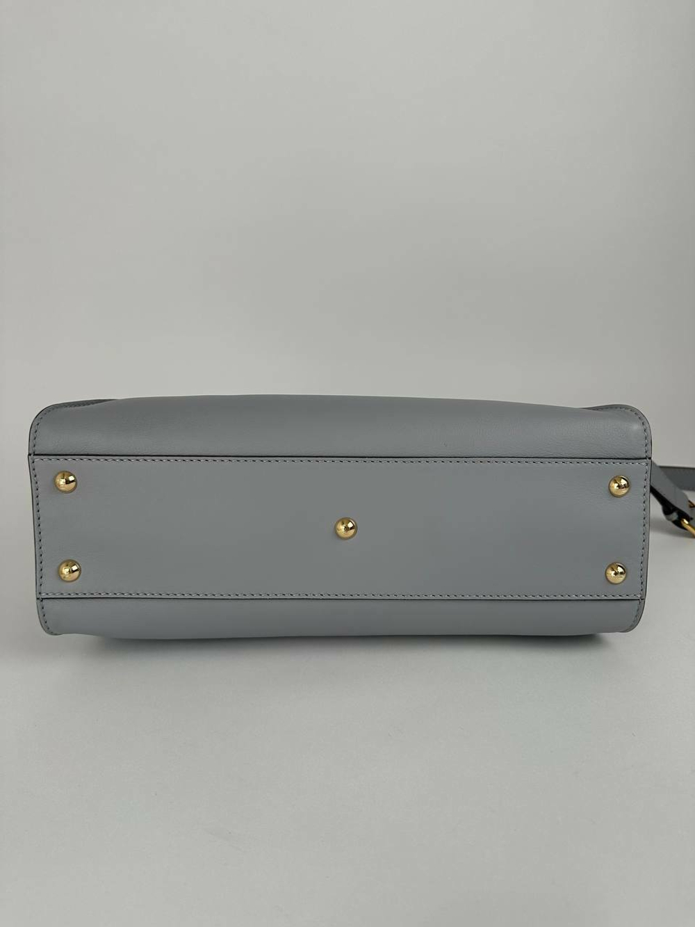 Сумка Fendi Peekaboo medium