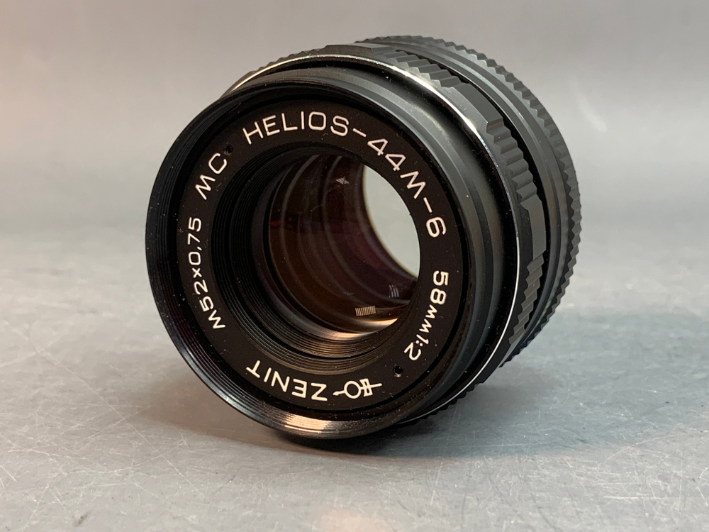 Helios-44M-6