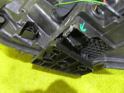 Битая Фара правая Nissan Qashqai J11 (2013-2019) галоген