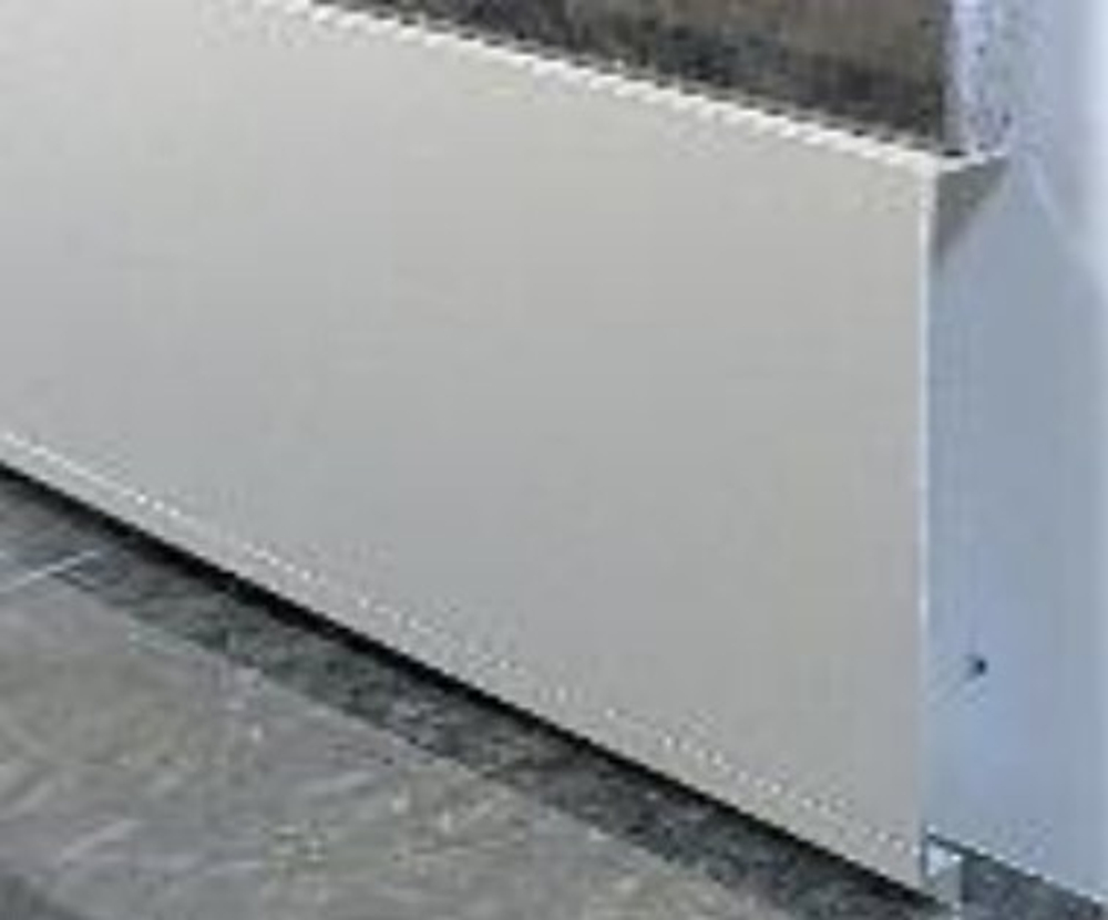 Алюминиевый плинтус BGN для установки панелей из гипсокартона и под штукатурку.