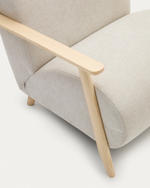 Кресло Meghan из жемчужного шенилла и массива бука в натуральной отделке