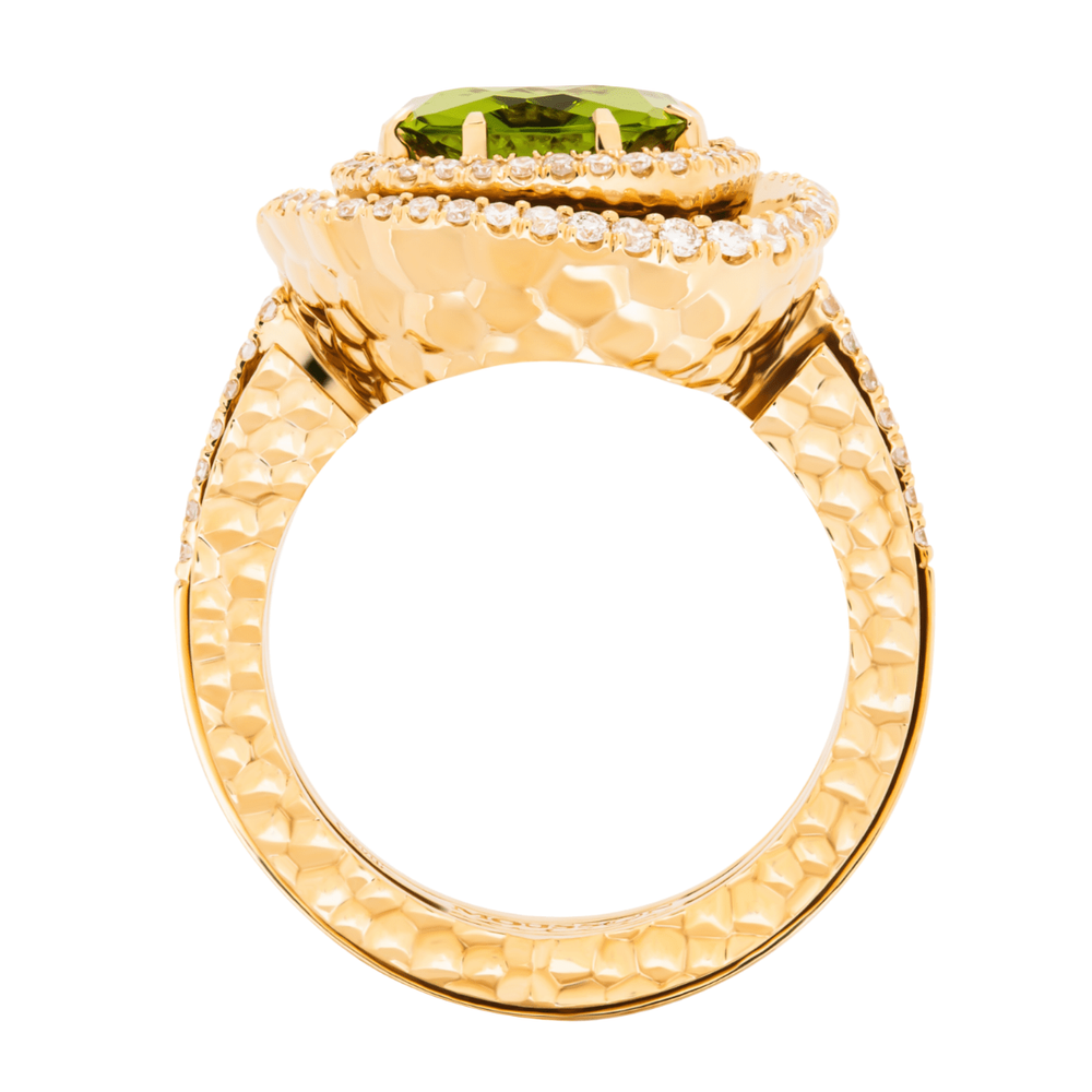 Кольцо с Хризолитом и Бриллиантами, Желтое Золото 750