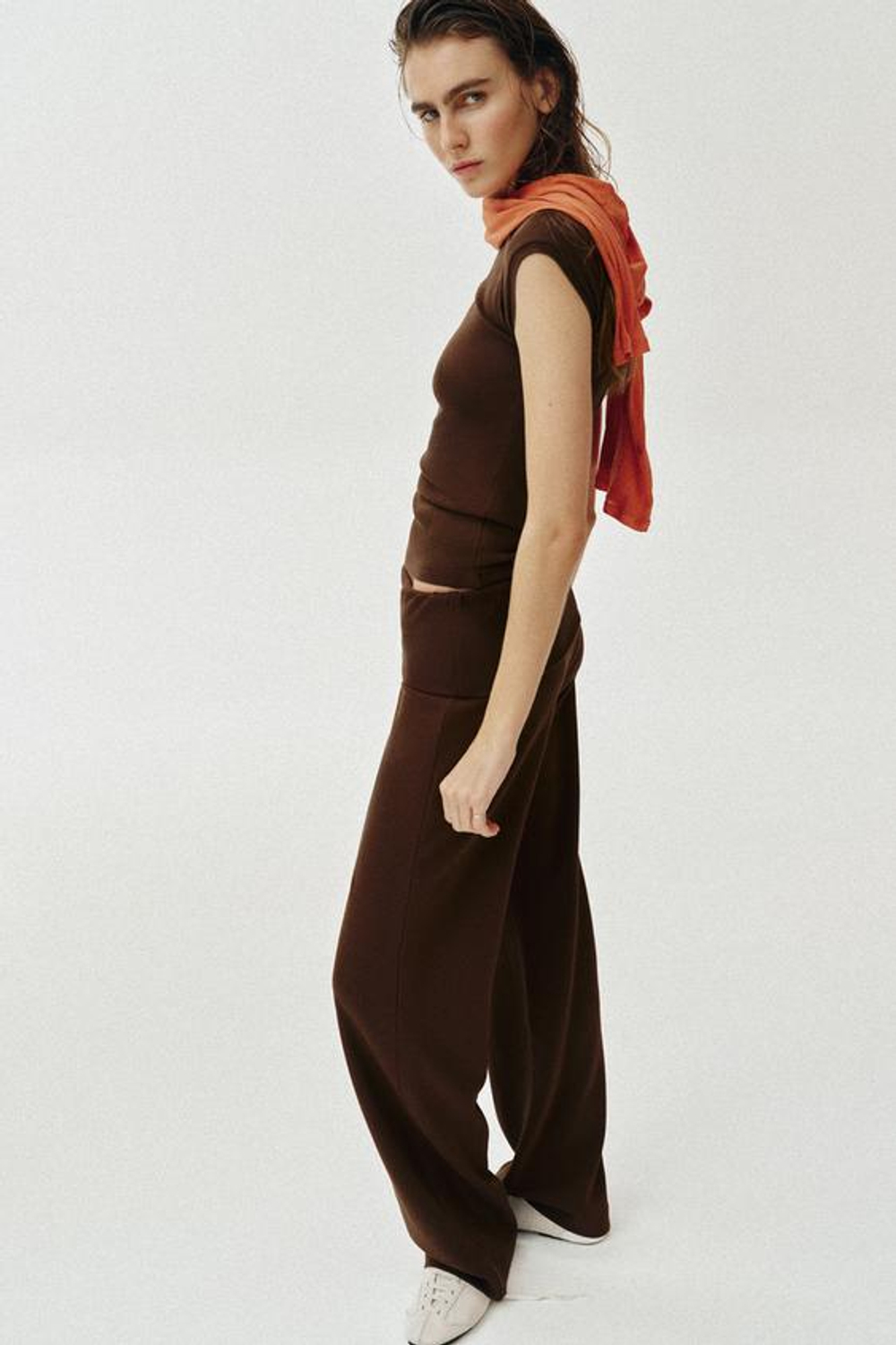 ZARA БРЮКИ ИЗ ТКАНИ ИНТЕРЛОК С ЭФФЕКТОМ ПОТЕРТОСТИ, КОРИЧНЕВЫЙ