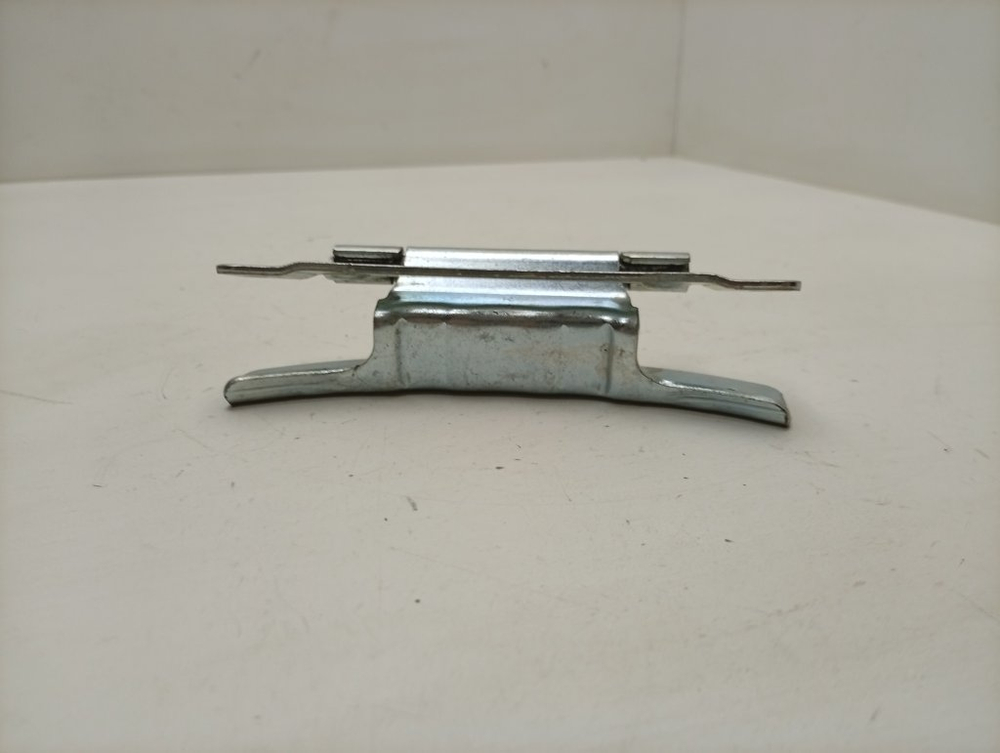 RSM601 кт71 Петля люка для стиральной машины Hotpoint-Ariston RSM 601 б/у