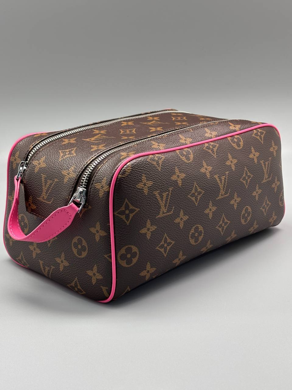 Косметичка Louis Vuitton