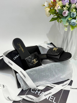 Шлепанцы CHANEL
