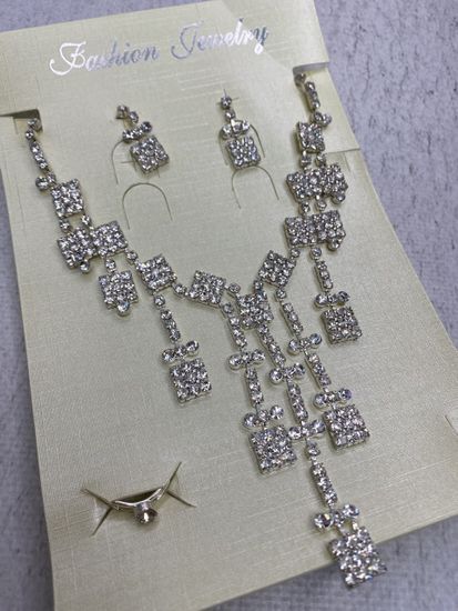 Комплект украшений,4 предмета