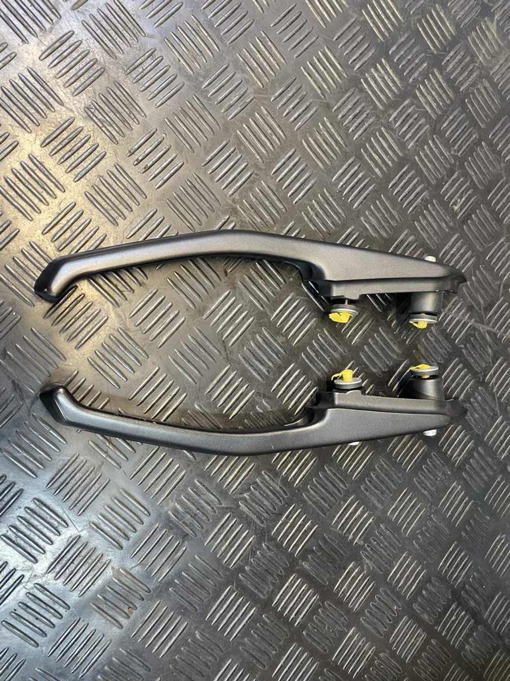 Ручки пассажирские Kawasaki Z1000 053359