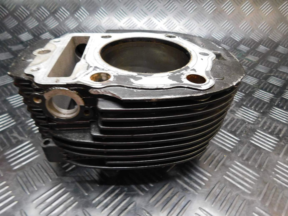 Цилиндр с поршнем Yamaha Drag Star XVS1100 Classic VP13J 050854