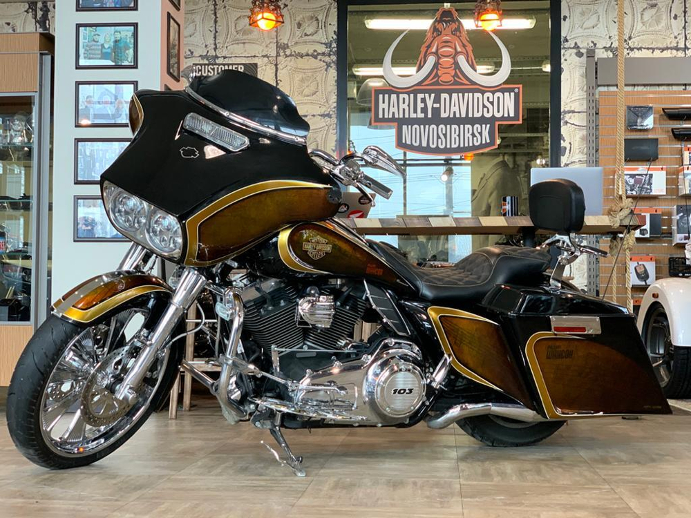 Street Glide® Harley-Davidson® 2012 (Custom)