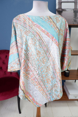 Футболка летняя яркая 42-48 размер