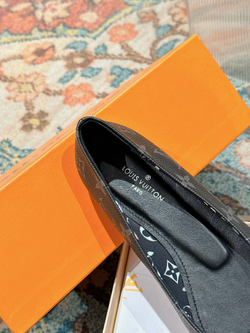 Louis Vuitton Flats (4 colors)