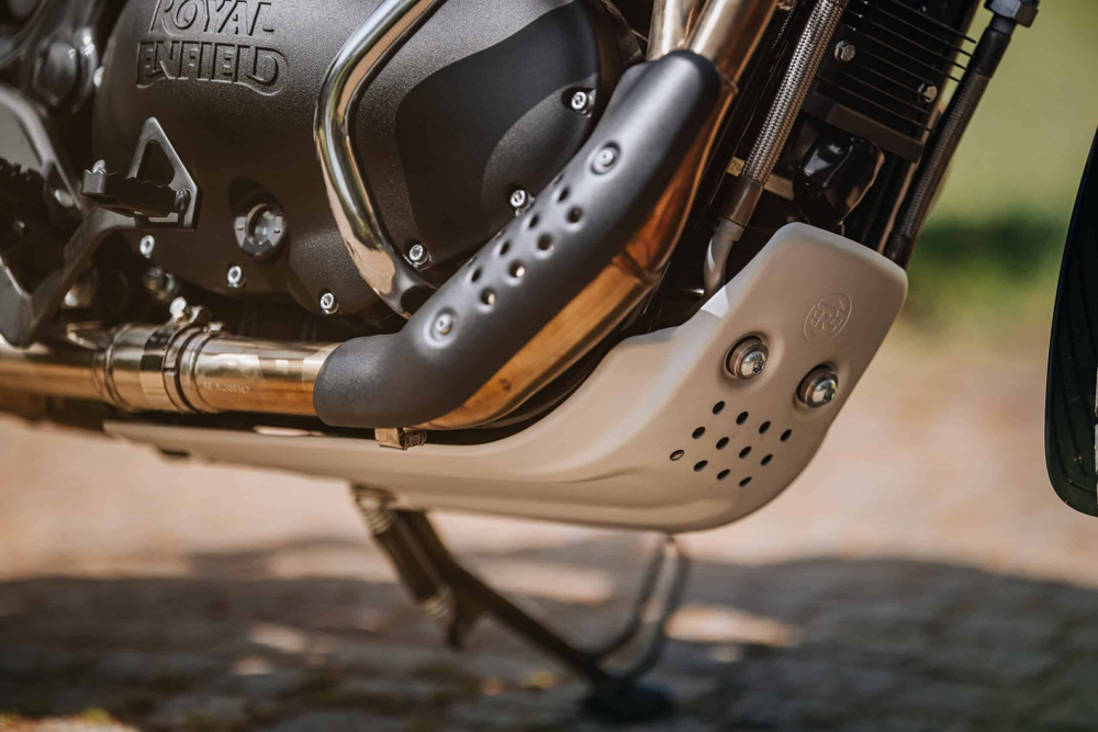 Алюминиевая защита картера Royal Enfield, серебристого цвета, арт. 1990552