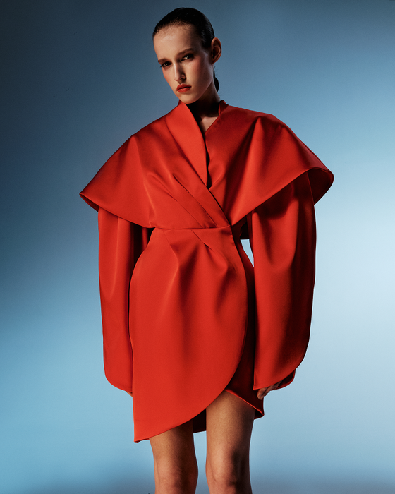 Платье мини из атласа