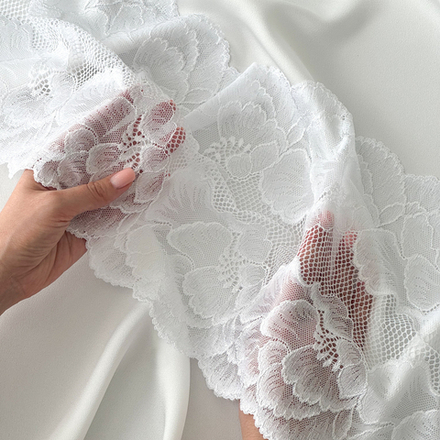 Кружево эластичное Адель Белый, 24 см