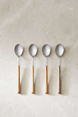 ZARA HOME НАБОР ИЗ 4-Х ДЕРЕВЯННЫХ ЛОЖЕК С РУЧКОЙ, КОРИЧНЕВЫЙ