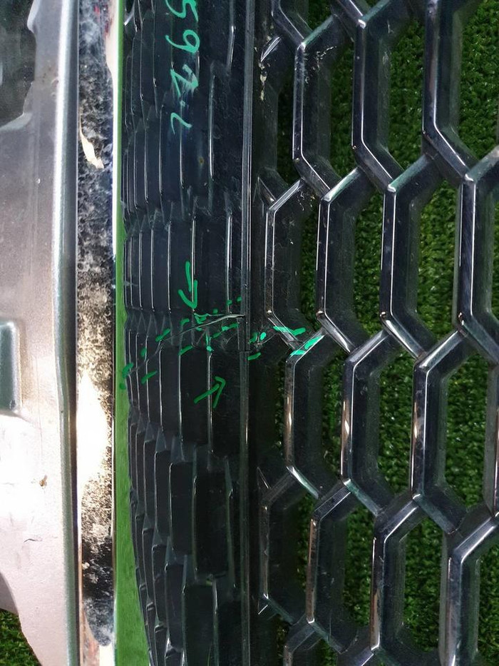 Решетка радиатора Haval F7 (2018-2022)