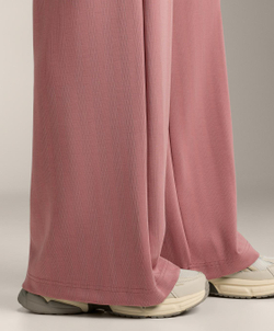 OYSHO Брюки с очень высокой посадкой в ​​полоску и текстурой, красно-коричневый