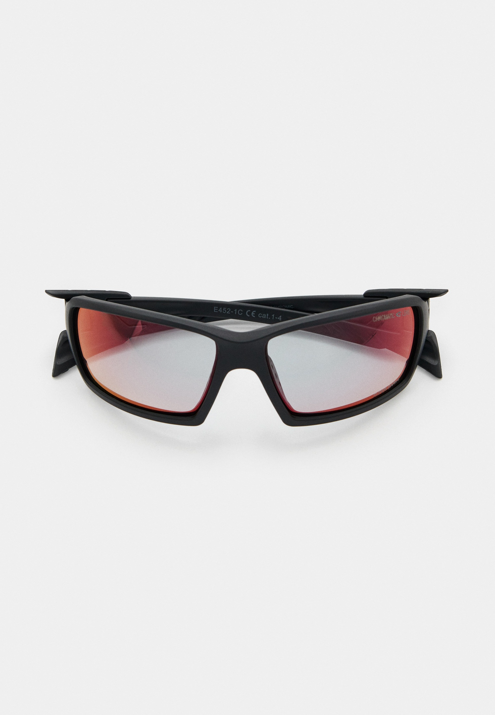 Спортивные очки GOG Ellbrus / Matt Black / Photochromic Red Lens