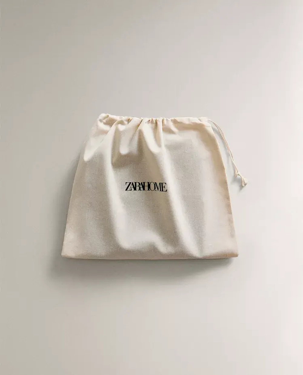 ZARA HOME ПОДСТАВКА ИЗ МЕТАЛЛА И РОТАНГОВОГО ВОЛОКНА, КОРИЧНЕВЫЙ