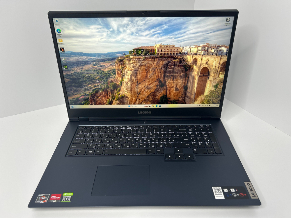 Ноутбук игровой Lenovo Legion 5 17ACH6H (82JY000DRU) 17.3"/AMD Ryzen 7 5800H/RAM 16GB/SSD 512GB/GeForce RTX 3070 8GB/1920*1080/IPS 144 Hz/Windows 10/Подсветка кл-ры: LED/черный. Состояние: C1