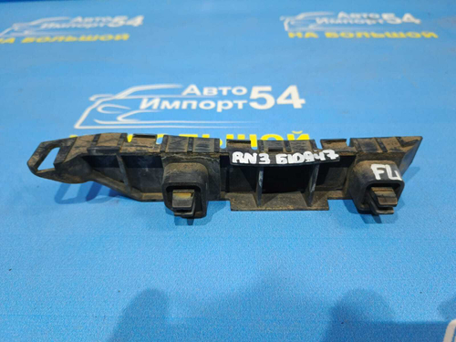 Крепление бампера переднее левое Honda STREAM 2000-2003