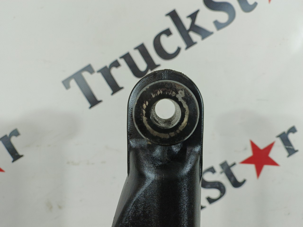 Цилиндр подъема кабины 2017г.