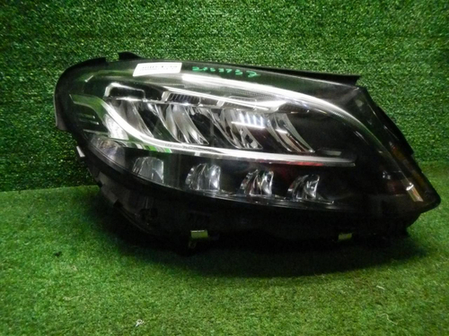 Фара правая Mercedes C w205 (2018-2023) LED