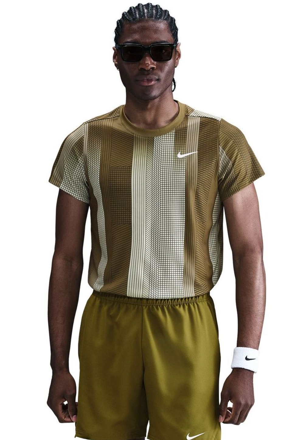 Теннисная футболка Nike Court Victory - olive flak/white
