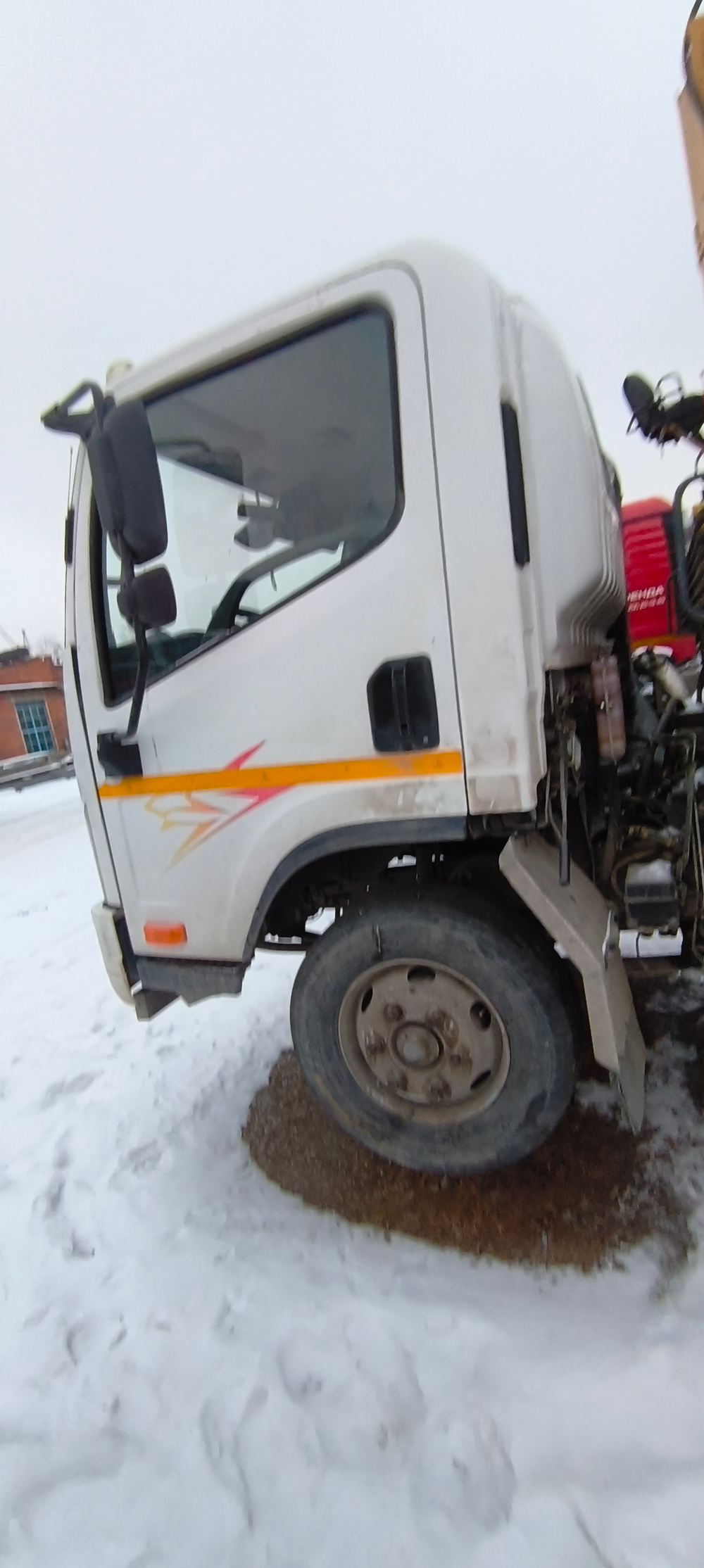 FAW CA5066 4x2 Бортовой с КМУ CA5066JSQP40K2E5A84 (Дизельный, 4,1 л, 130 л.с., МТ)