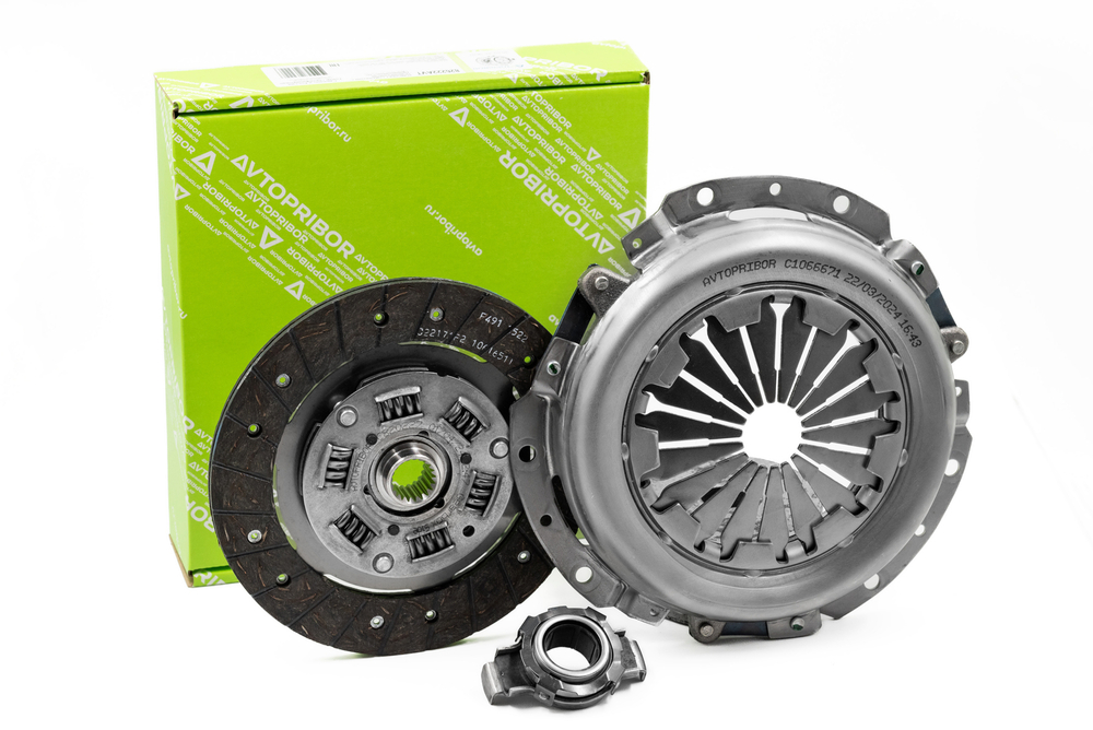 Сцепление для ВАЗ 2110 (VALEO 826222 в упаковке Автоприбор НПК)