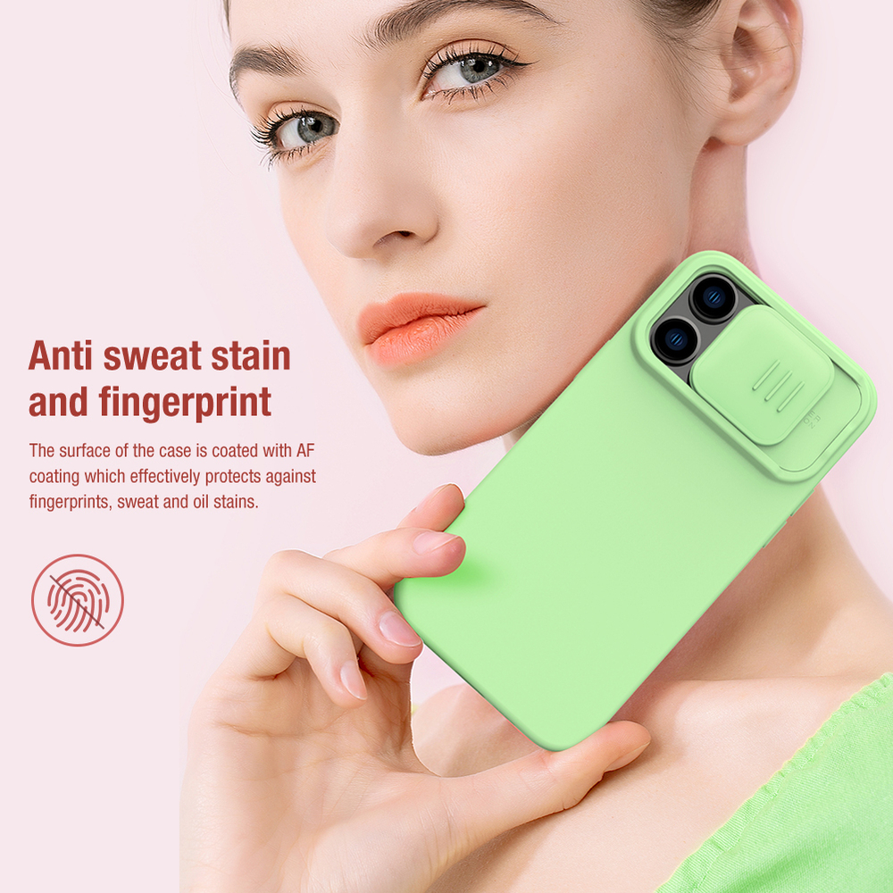 Чехол с шелковистым силиконовым покрытием от Nillkin c поддержкой беспроводной зарядки MagSafe для iPhone 14 Pro Max, серия CamShield Silky Magnetic Silicone, цвет мятно-зеленый Mint Green