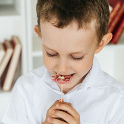 Букет из шоколадных роз "Вкус Любви" ассорти цветов в деревянном ящике подарок учителю, воспитателю